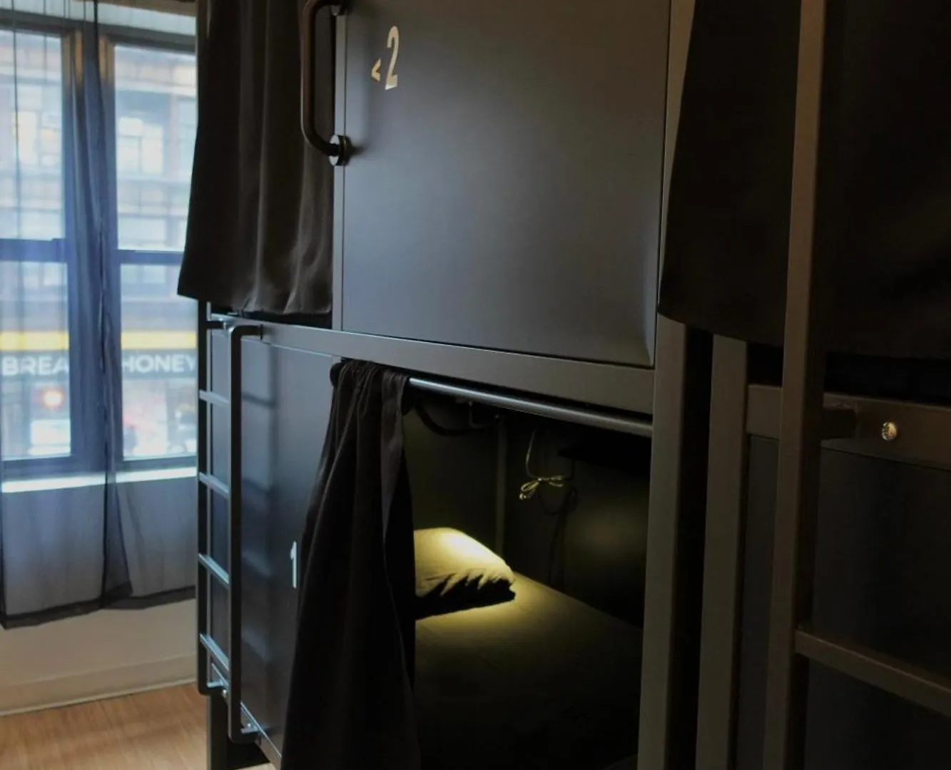 Nap York Central Park Sleep Station New York Hostel